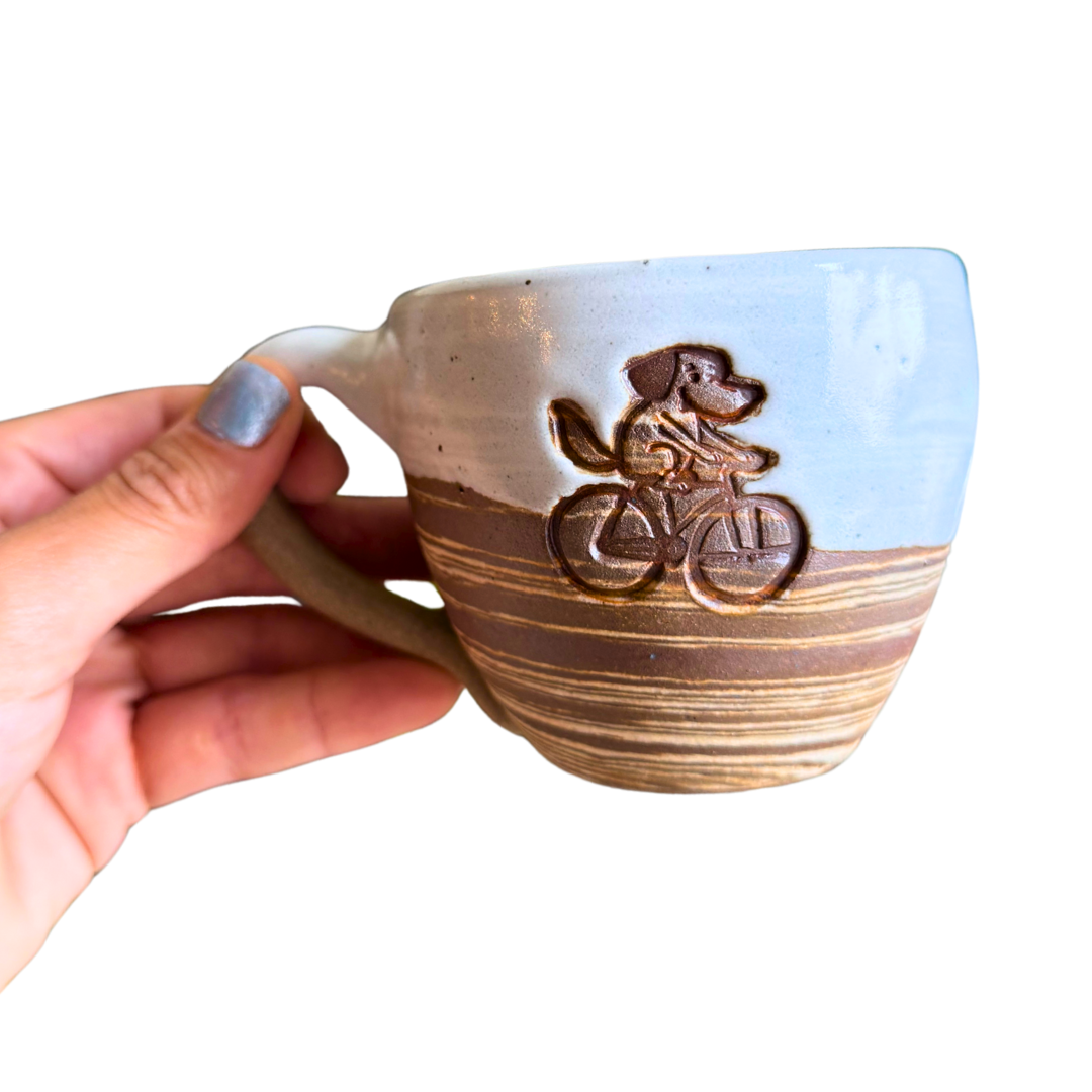 TAZA ARTESANAL MANADA MORTAL - PERRITO BLANCA